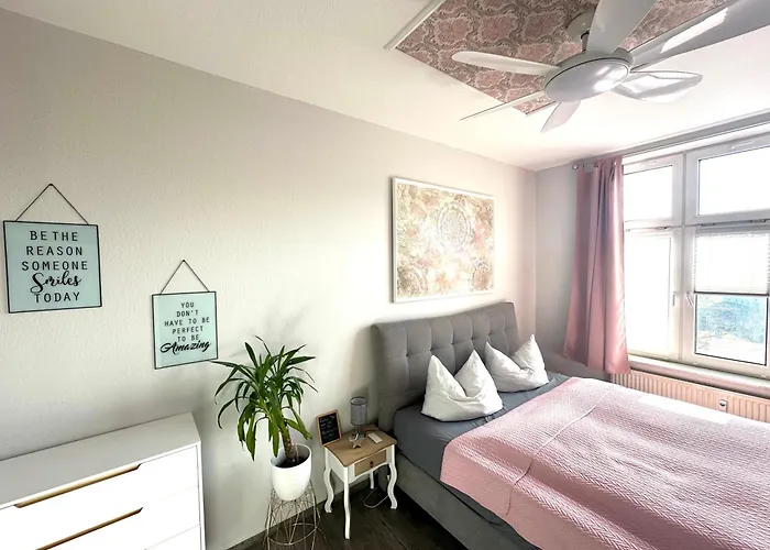 Premium Cityapartment *tiefgarage,netflix,zentrum* Apartament Chociebuż